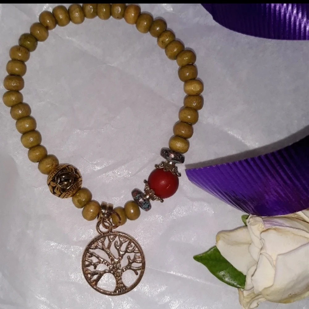 Tree of Life Bracelet Wooden Beads with Gold Tree of Life Charm adjustable NEW